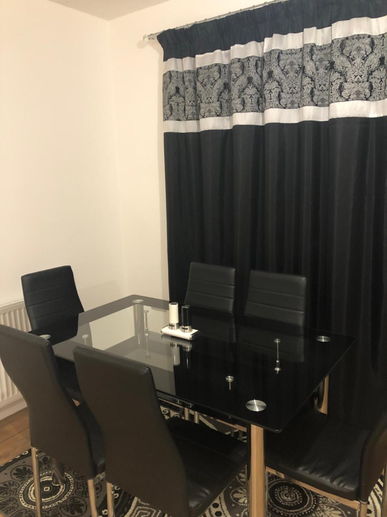 Luxury Kingsize Bedroom With Private Bathroom Northolt  Luaran gambar